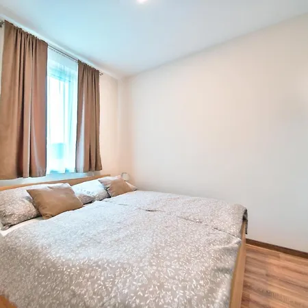 Ferienwohnung Kriszta Deluxe Vendeghaz Ujfeherto Exterior foto