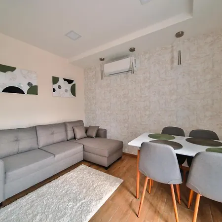 Ferienwohnung Kriszta Deluxe Vendeghaz Ujfeherto Exterior foto